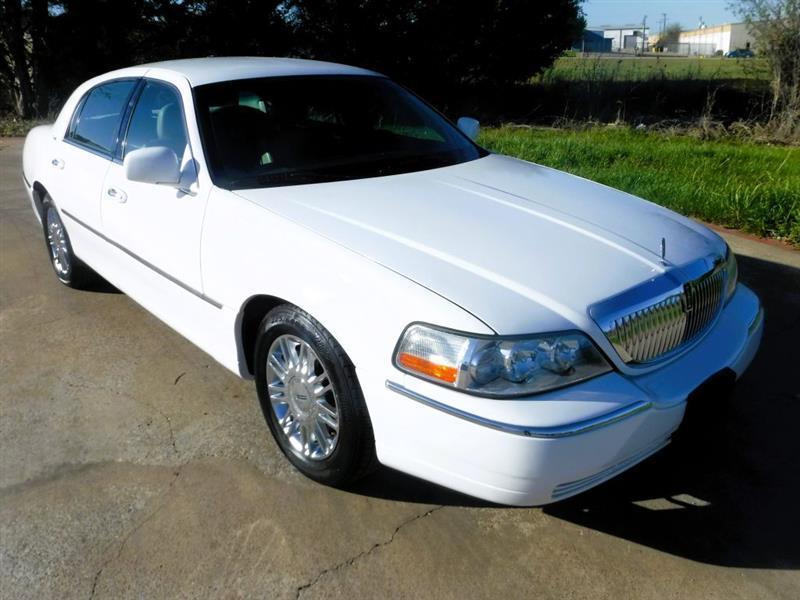 lincoln town car 2008 2LNHM82V78X654646 image lincoln town car 2008 2LNHM82V78X654646 image